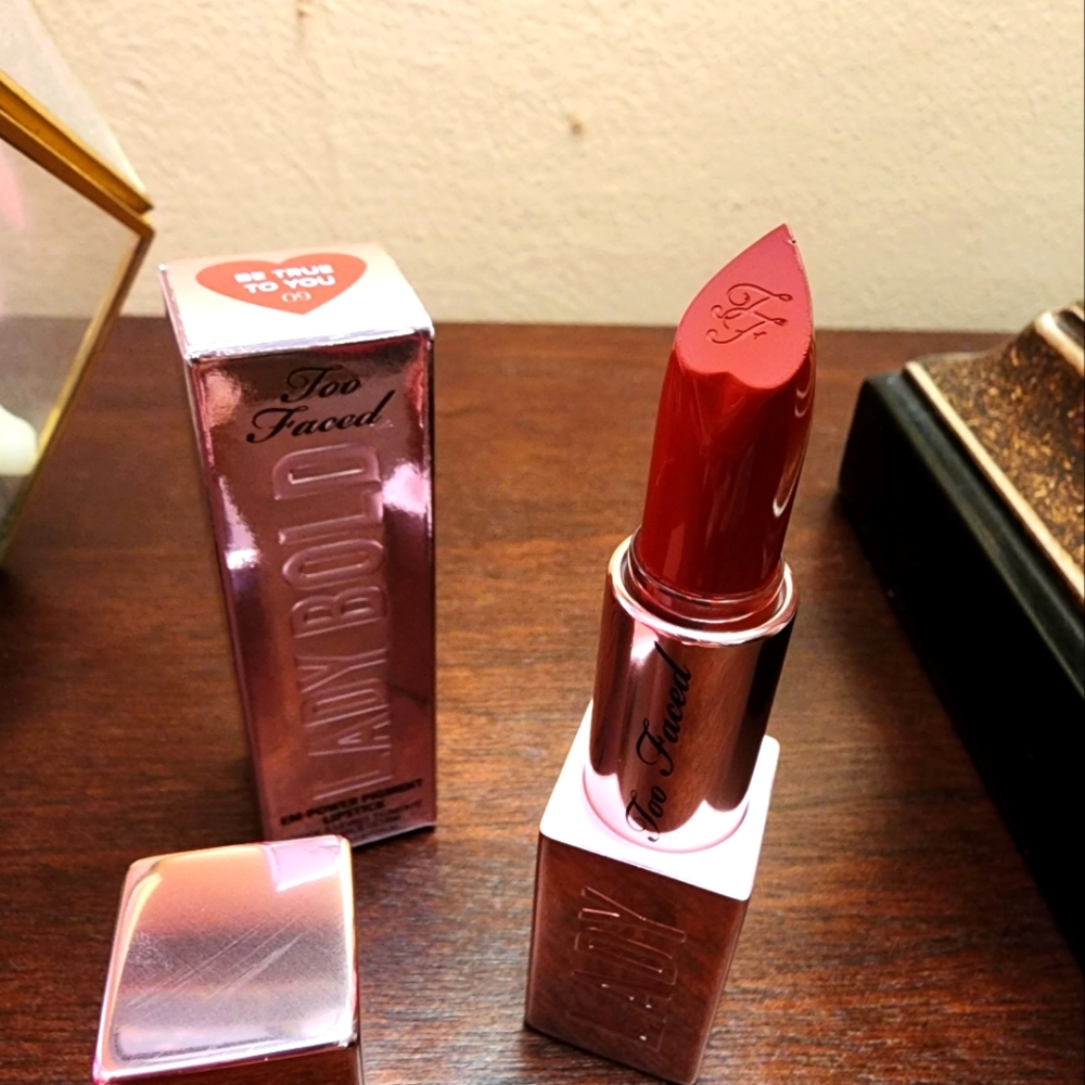 Too Faced LADY BOLD Cream Lipstick 4.0g  Shade (09) Be True To You